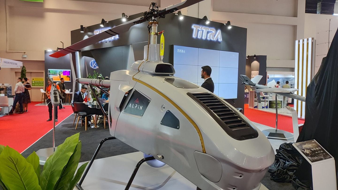 اخبار مترجمة :تيترا وإيرباص تتعاونان لتعديل طائرة Alpin بدون طيار للمهام البحرية