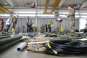 Shedding the weight: Project aims to lighten the load with updated soldier  clothing and equipment