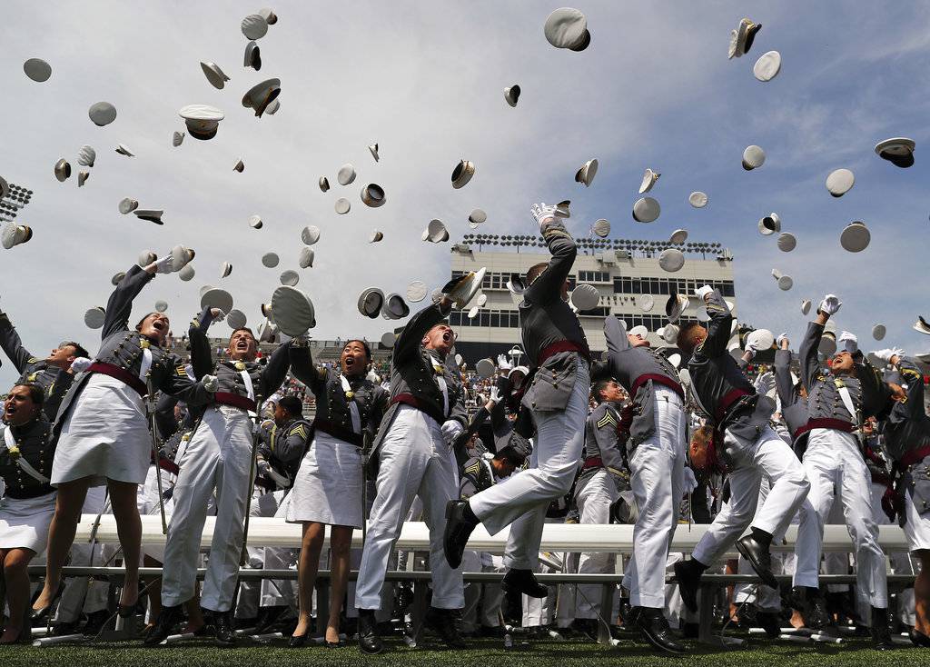 Dunford urges West Point graduates to embrace change