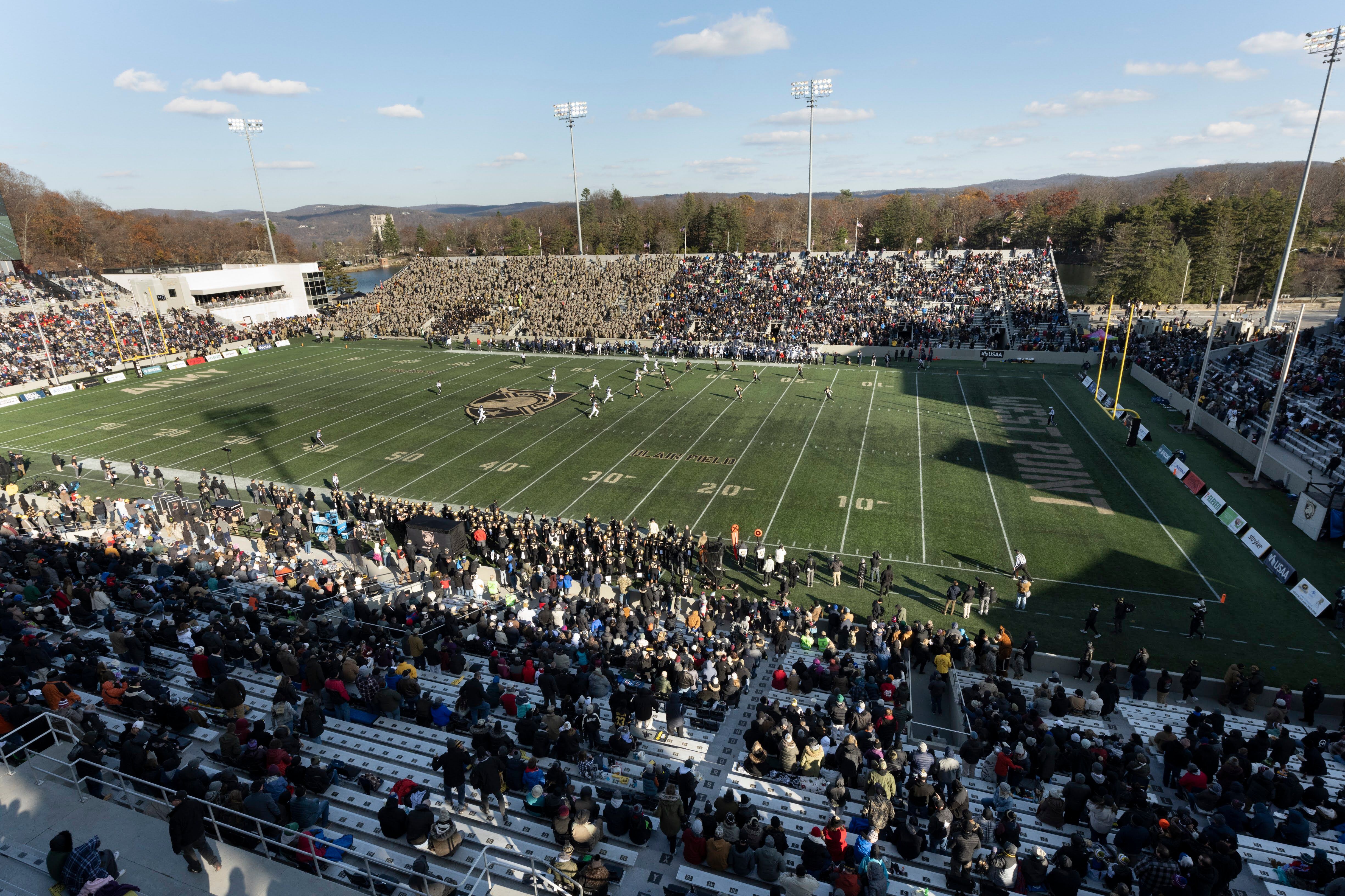 2 West Point football players to face off in the Super Bowl