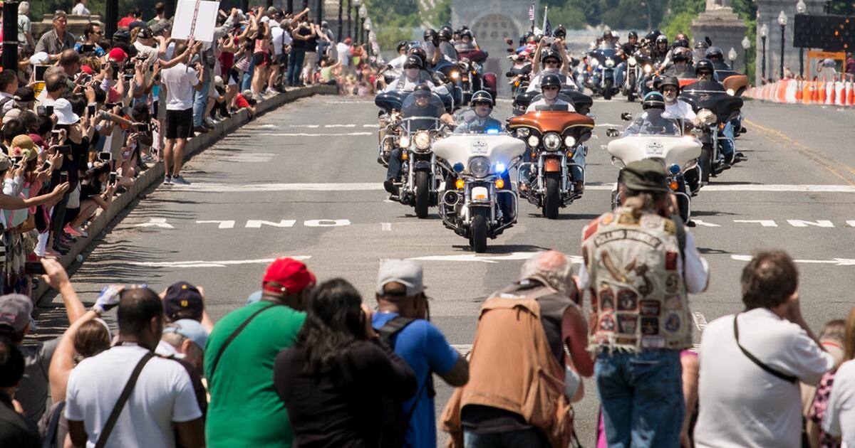 Annual Rolling Thunder 'Ride for Freedom' honors veterans