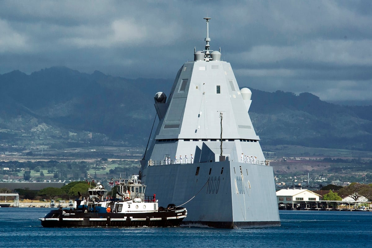 Zumwalt Arrives In Pearl Harbor A First For The Guided Missile Destroyer