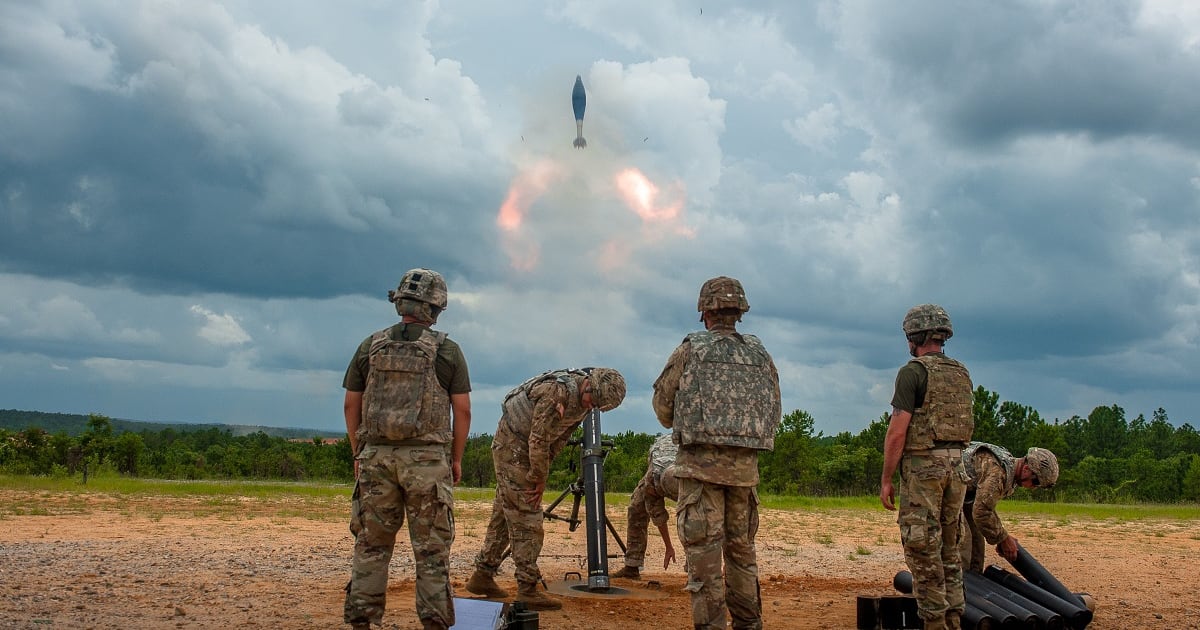 This team won the Army’s firstever Best Mortar Competition