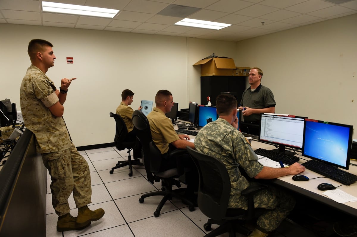 cyber and crypto operations marines