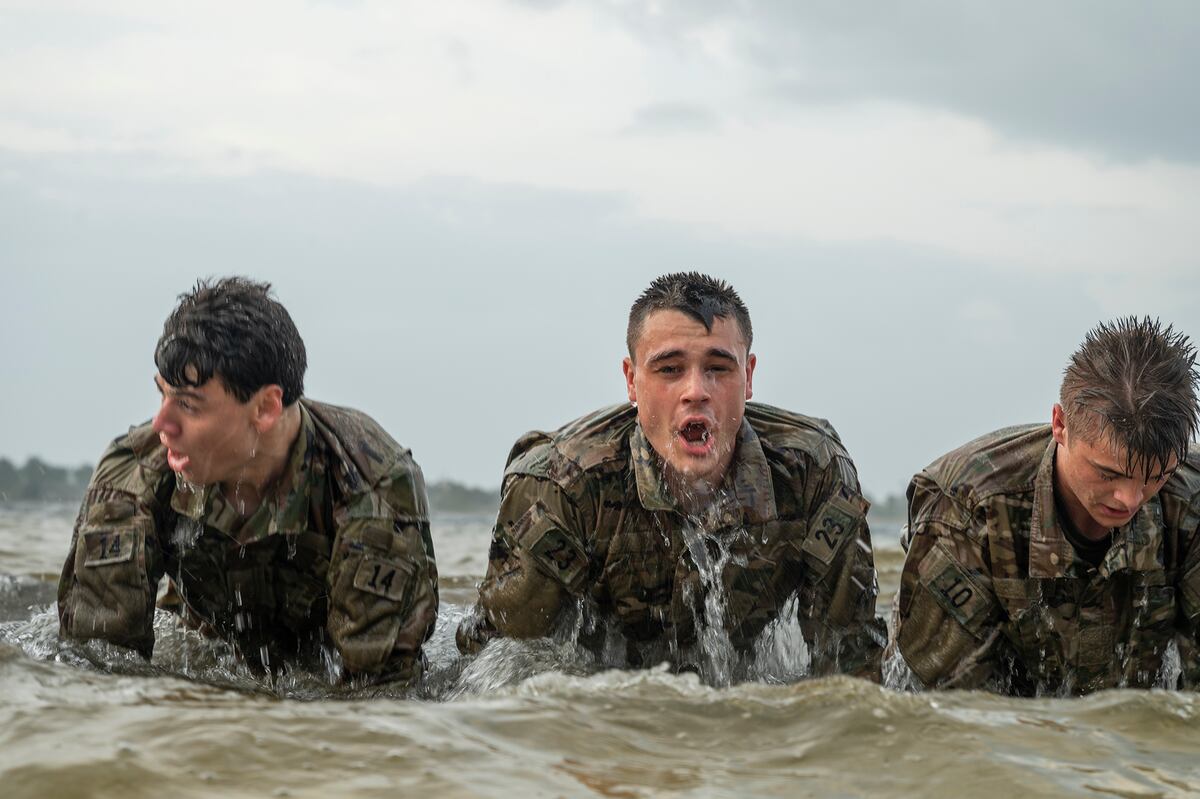 Air Force’s first female special tactics officer earns coveted scarlet ...