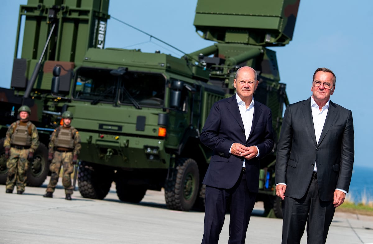 Germany receives first IRIS-T antimissile system for its own forces