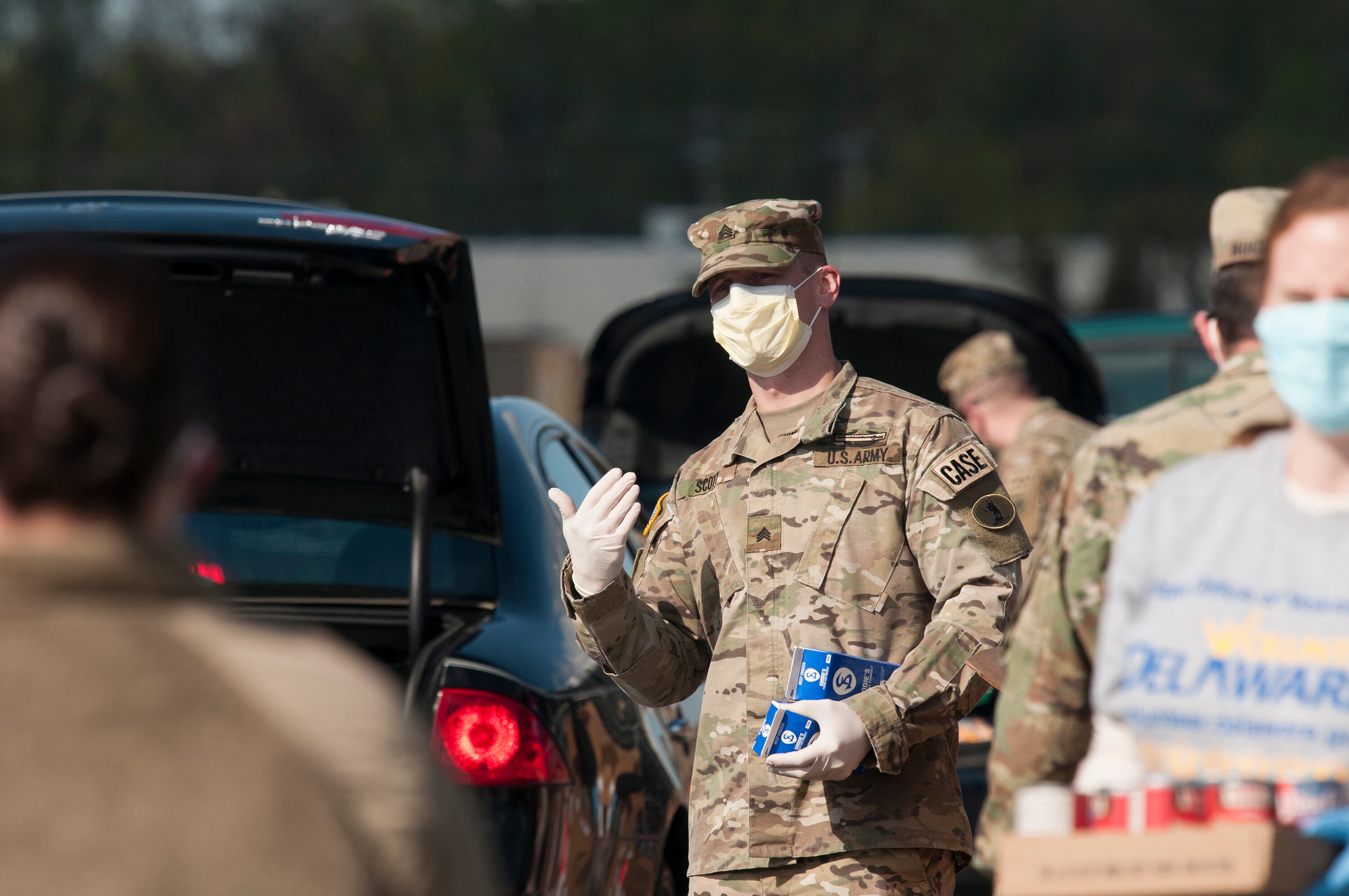 Delaware National Guard assists Food Bank of Delaware