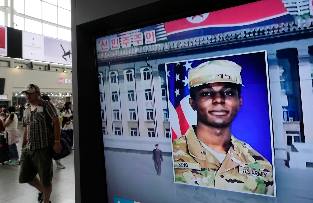 US soldier who fled to North Korea will plead guilty to desertion