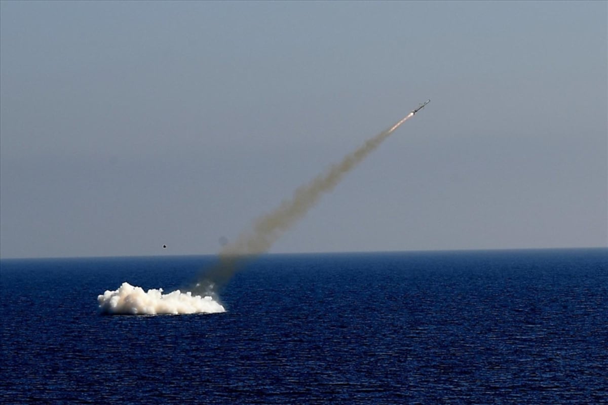 Turkish submarine test-fires ‘Atmaca’ anti-ship missile