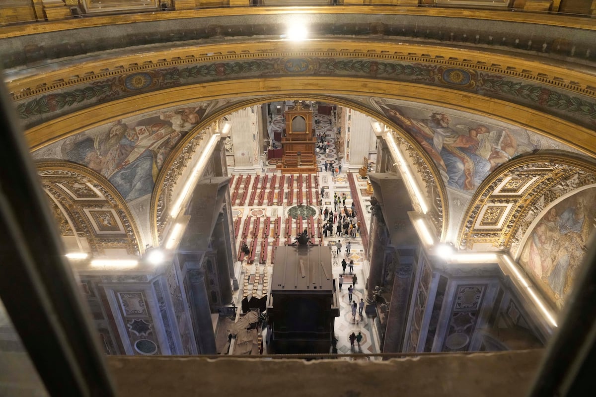 H-AI-l Mary, Full of Gr-AI-ce: The Vatican and Microsoft Made You a Virtual Saint Peter's Basilica