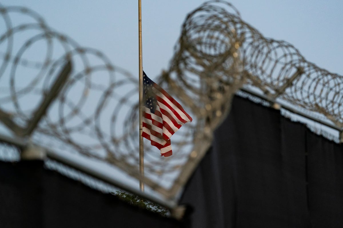 Pentagon reviewing plans to cut troops handling migrants at Guantanamo