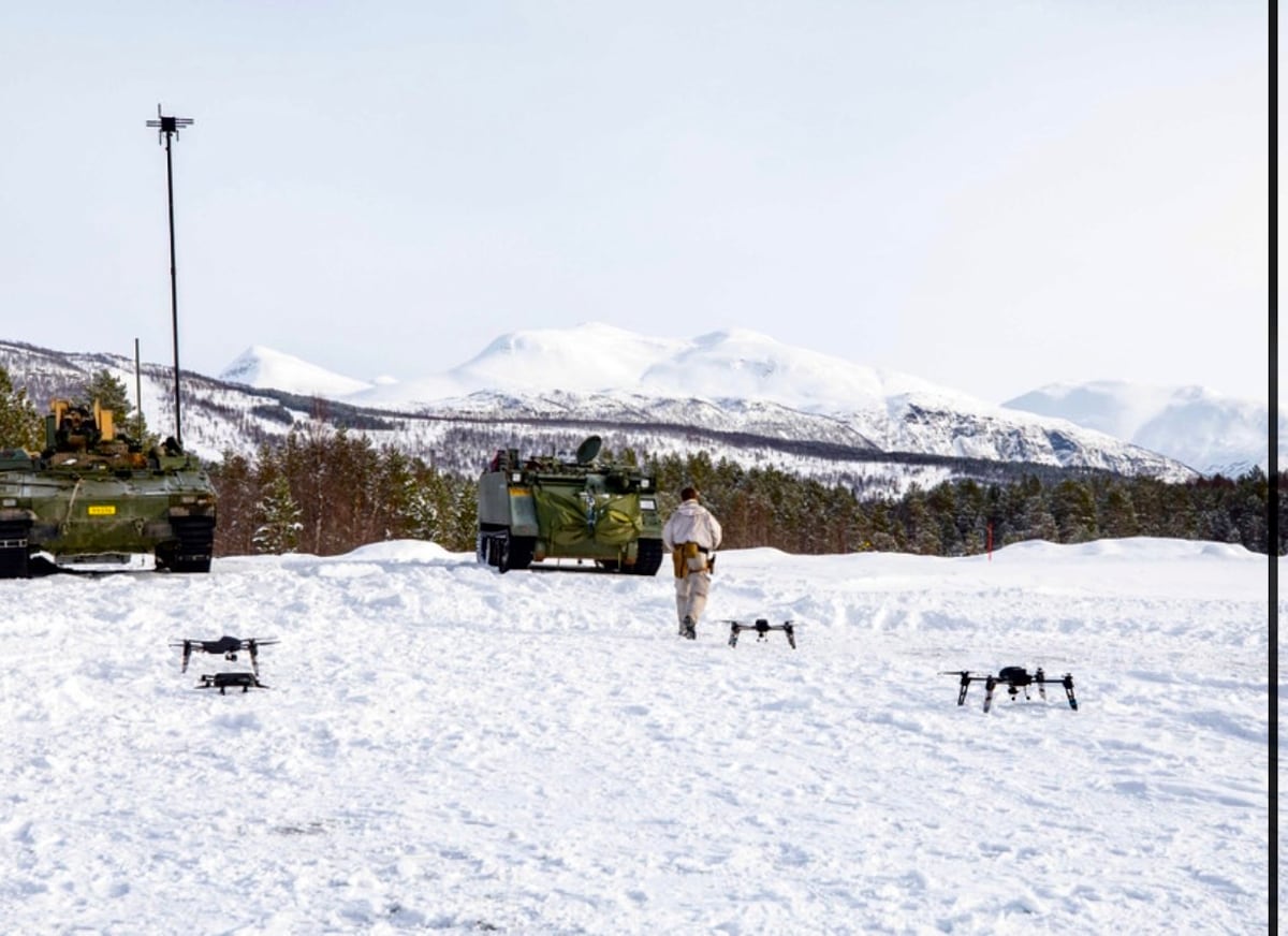 Norwegian soldiers drop tennis balls on tanks to test drone tactics