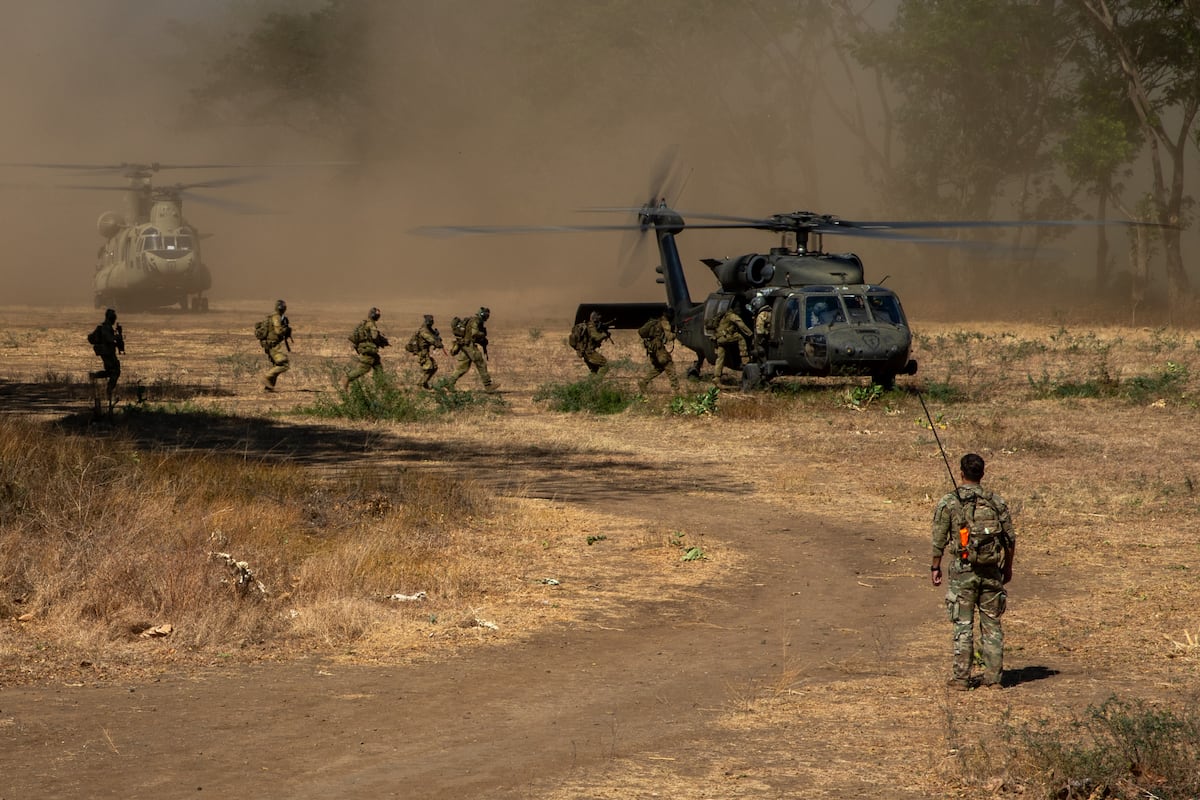 Report shows a smaller US Army aircraft fleet with fewer flying hours