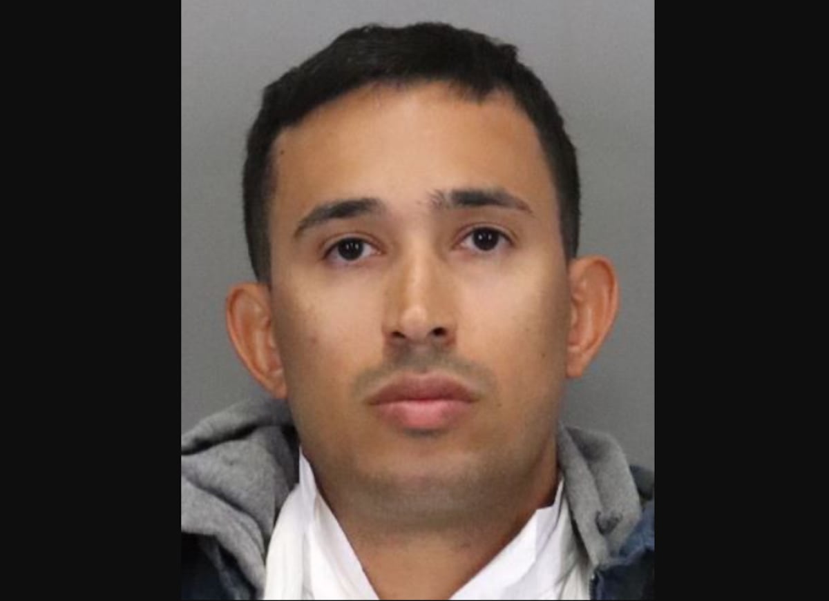 Marine recruiter arrested for allegedly sexually assaulting minor