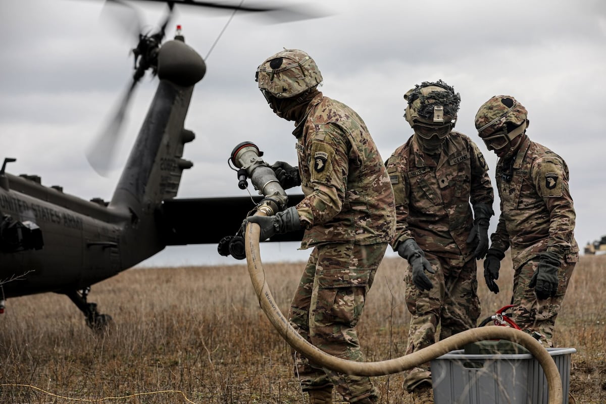 Army looking to streamline and speed up helicopter refuel and resupply ...