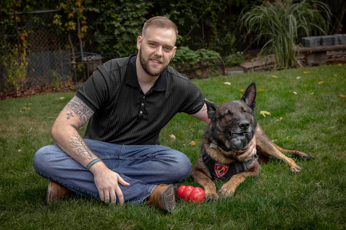 Army dog handler reunites with bomb-sniffing buddy after years apart