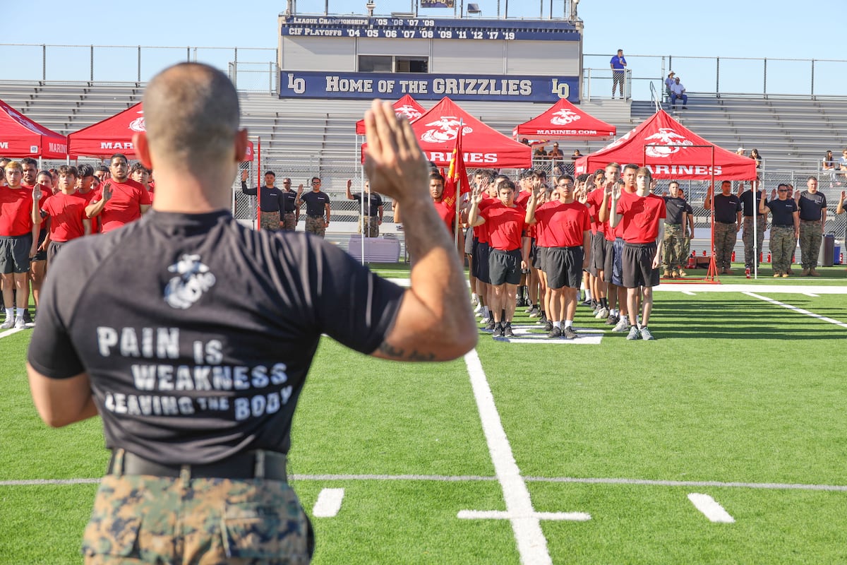 Marines barely meet annual recruiting goals, but see encouraging signs