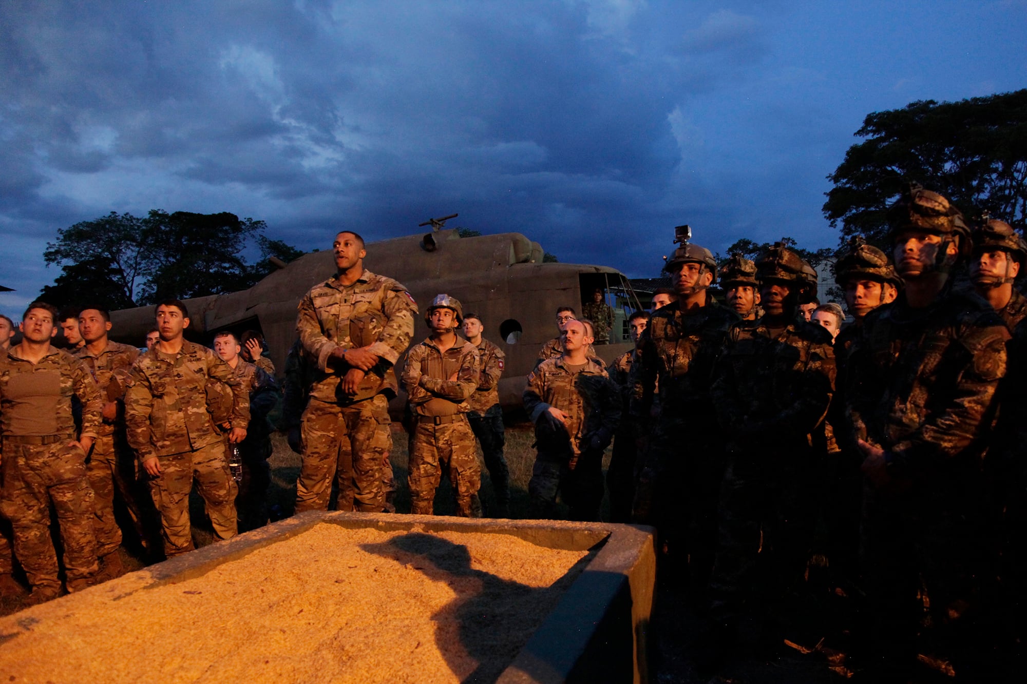 American and Colombian paratroops