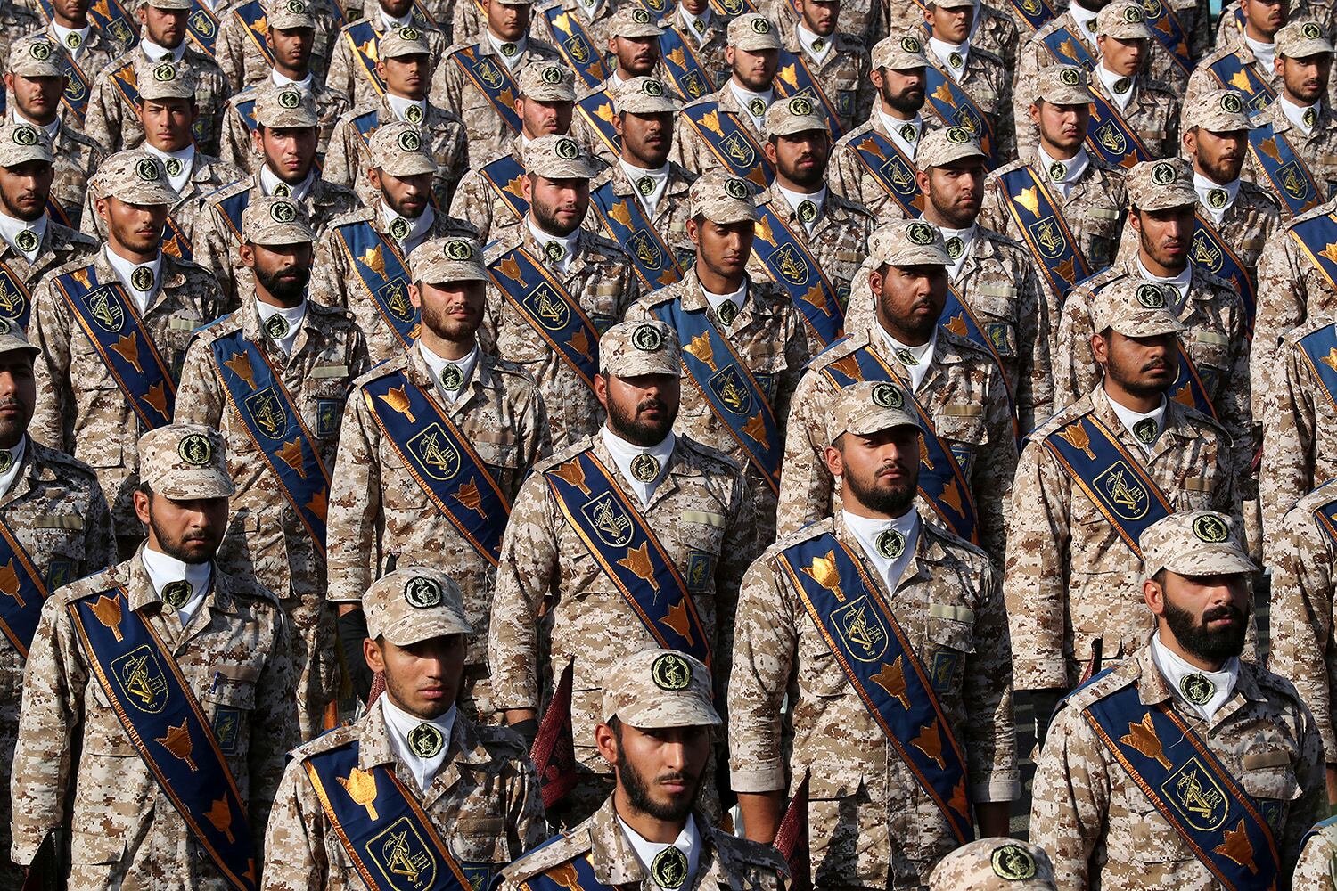 Revolutionary Guard troops