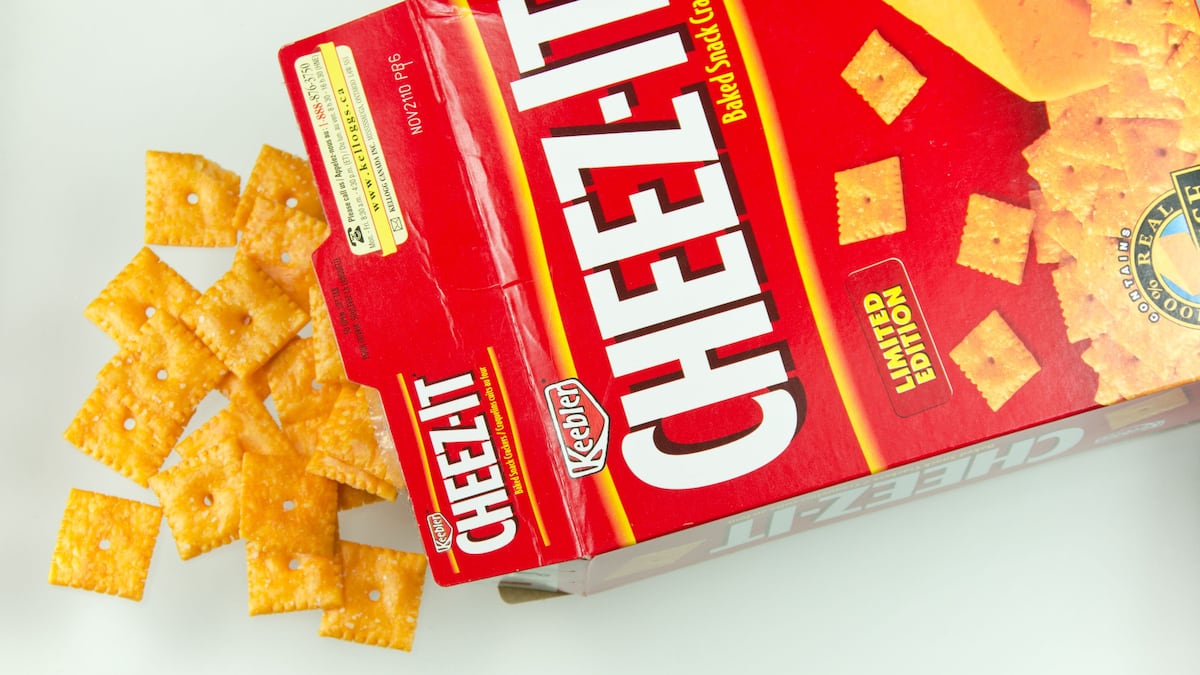 Hole-y Matrimony: Couple Weds at Cheez-It Bowl