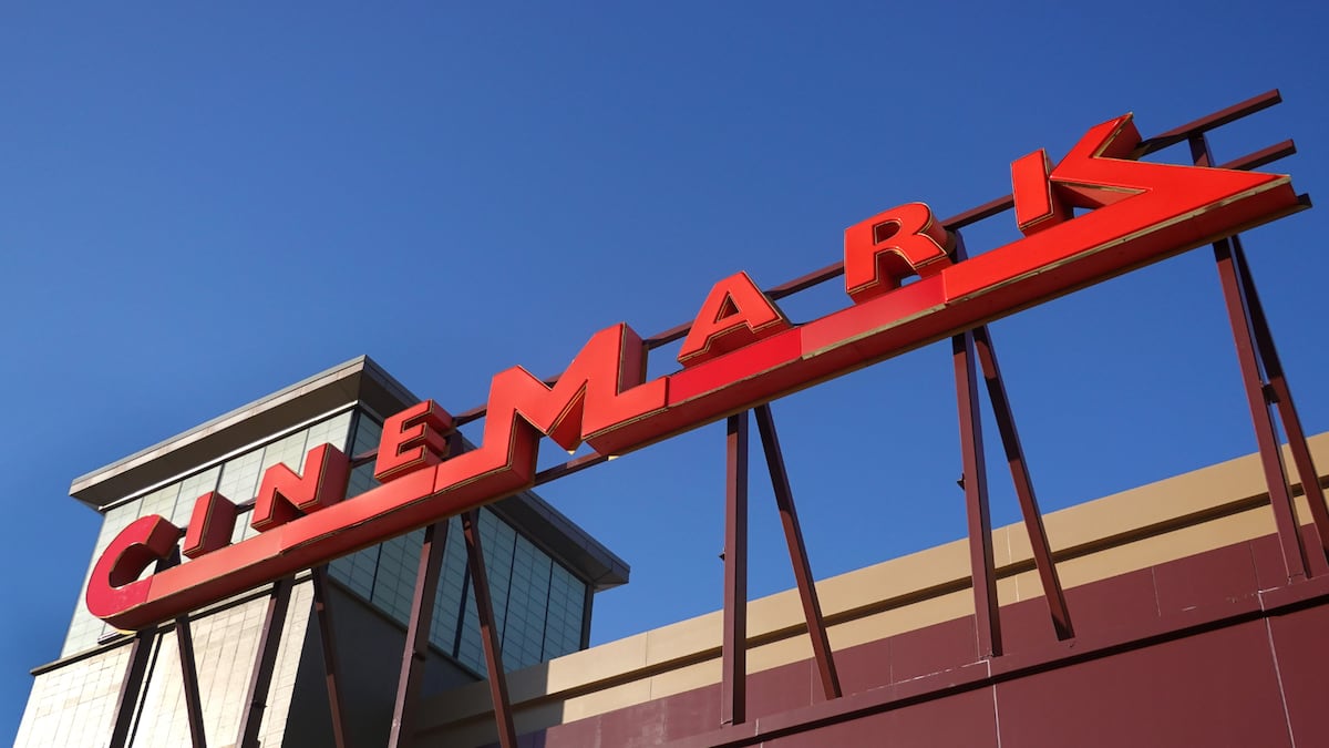 Cinemark: $5 'Bring Your Own' Popcorn Bucket Deal