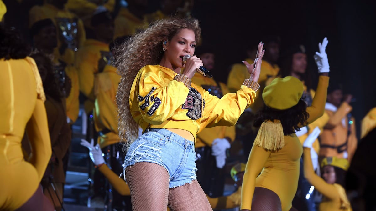 Bey-Hive Meets K-Hive as Beyoncé Appears at Harris Rally in Houston