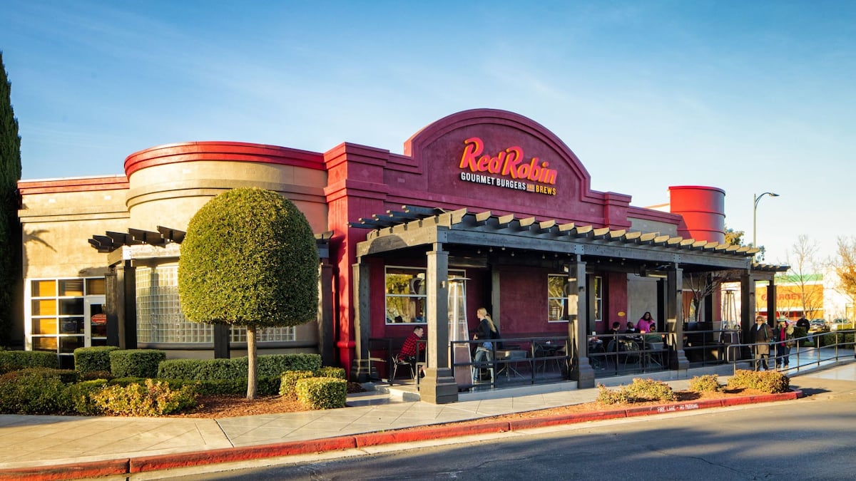 Red Robin CEO on Navigating the “Value Wars”